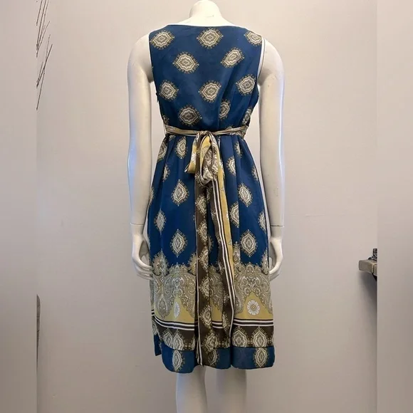 Jonathan Martin Blue and Gold Midi Sundress with V-Neck, Sleeveless Design & Tie - Picture 9 of 10